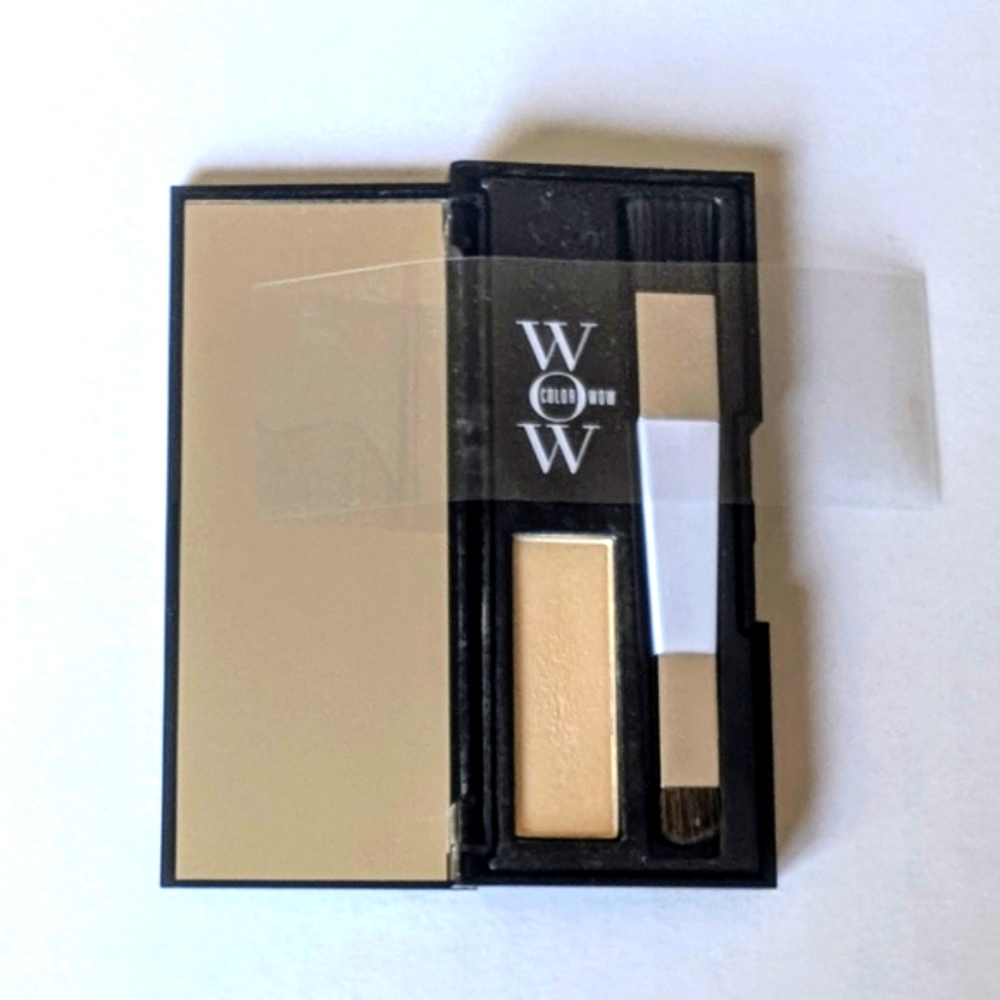 Color Wow NWT Root Cover Up In Blonde
